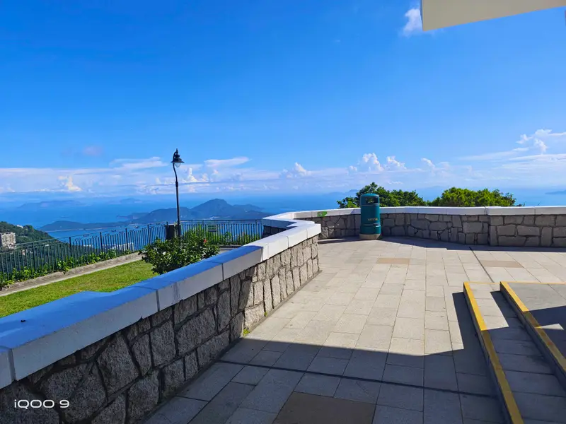 香港 · 30